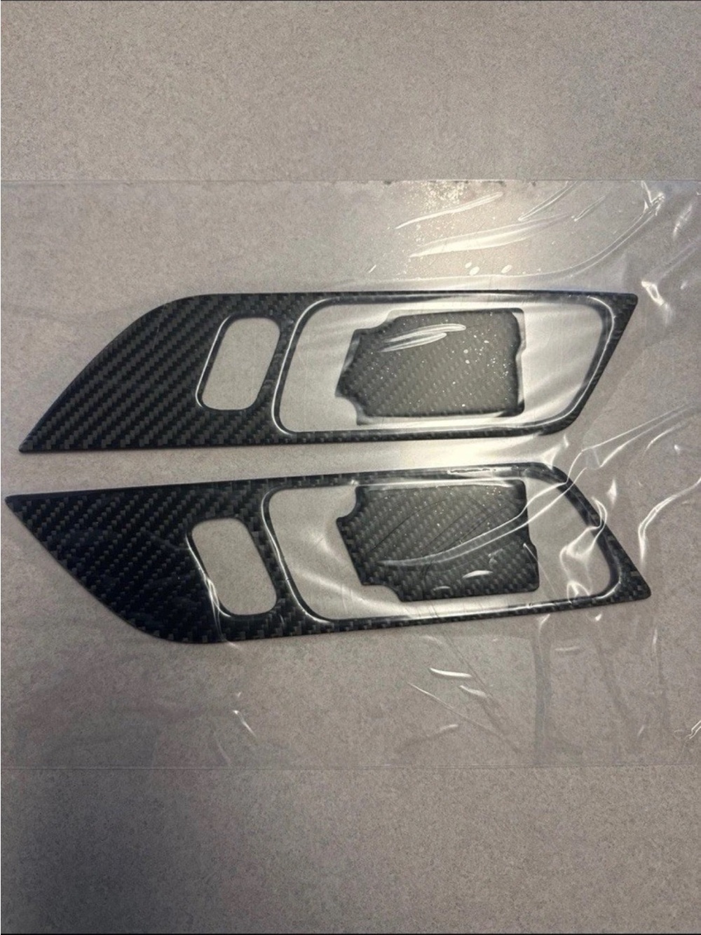 DynaCarbon™M Carbon Fiber Door Handle Trim Kit for Ford Mustang 2015 - 2022 New